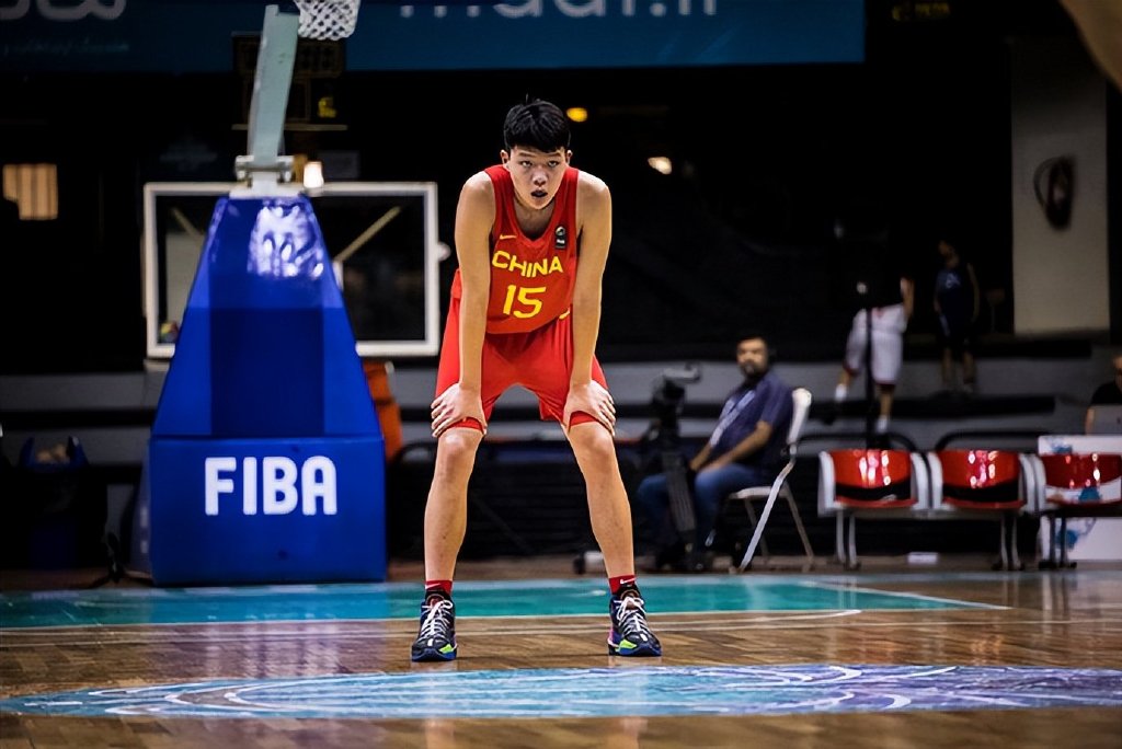 杨瀚森最可能被篮网首轮选中签保障合同