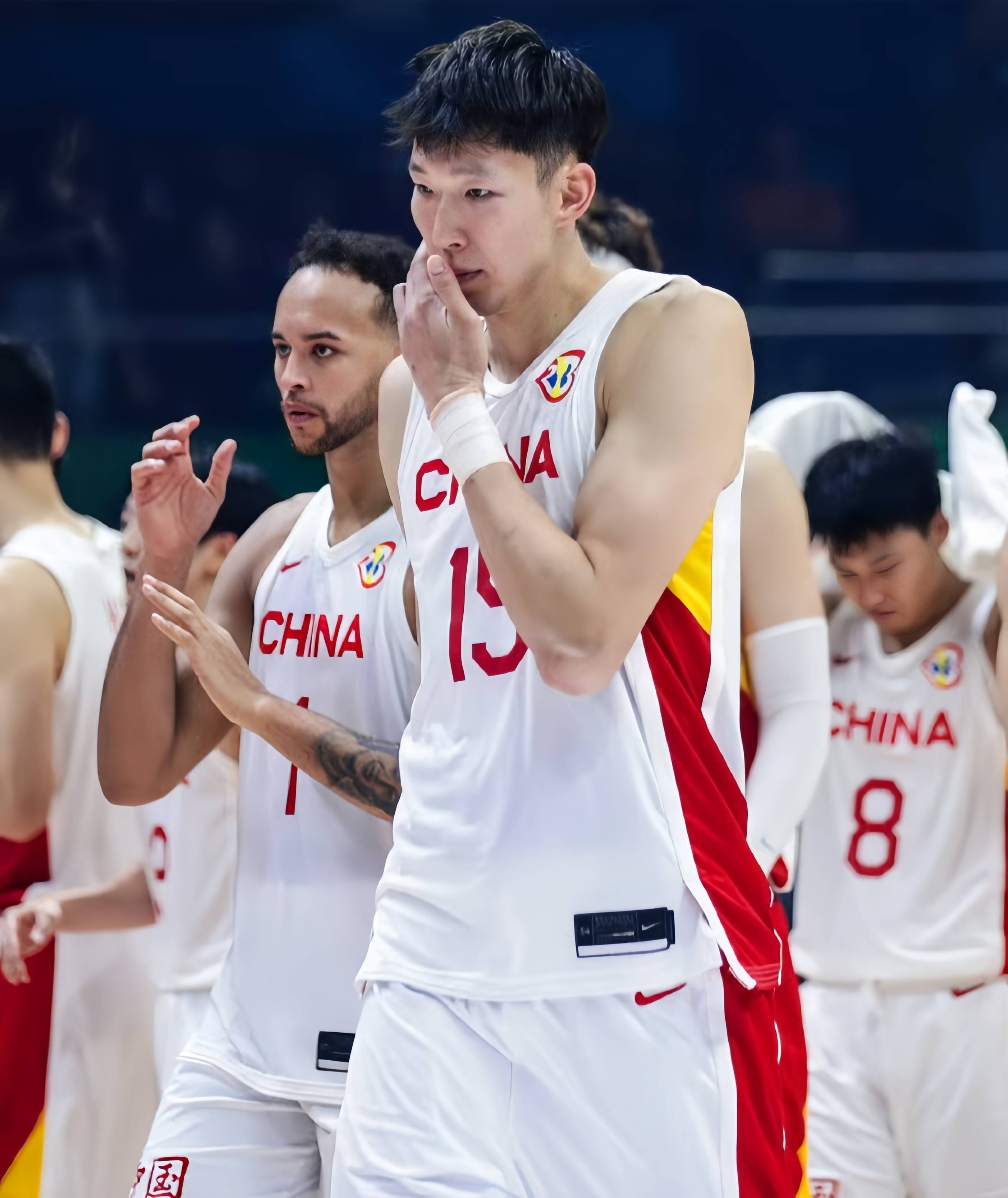 关于中国男篮NBA夏联集锦周琦17分9板，中国男篮胜黄蜂的信息